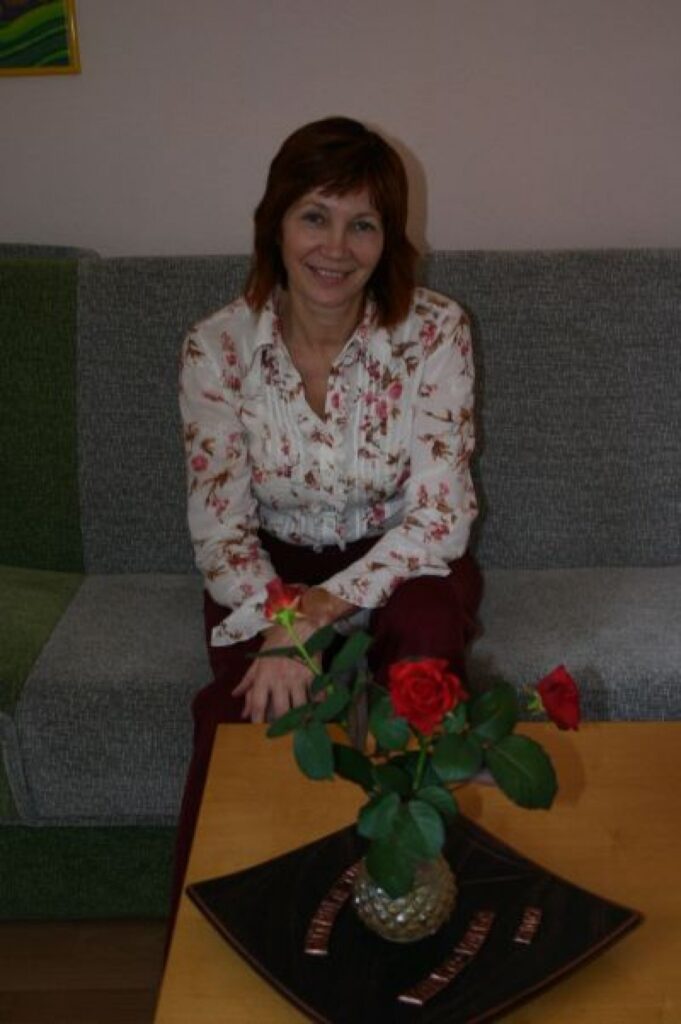 Valkas rajona padomes galvenā speciāliste sporta jautājumos un sporta skolas direktore Mudīte Gerke uzskata, ka katrs cilvēks ir dzimis, lai kustētos.
Autors: Aldis Dubļāns