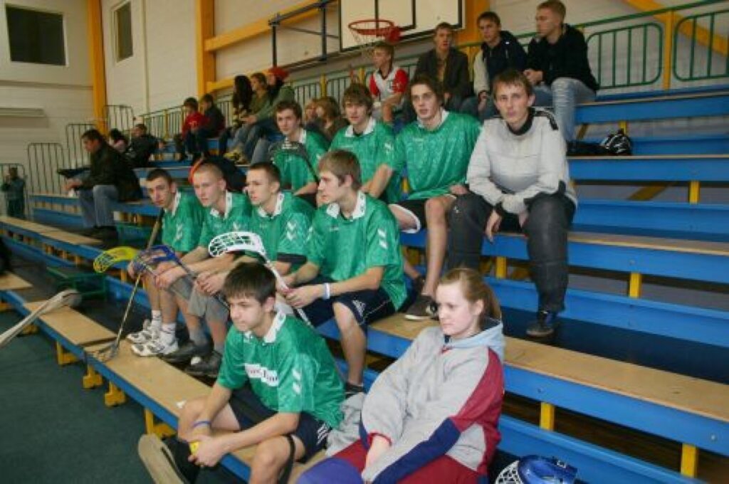 Valkas ģimnāzijas florbolisti nespēja izcīnīt kausu ceturto reizi pēc kārtas. Nākamgad jāgatavojas cītīgāk.
Autors: Aldis Dubļāns