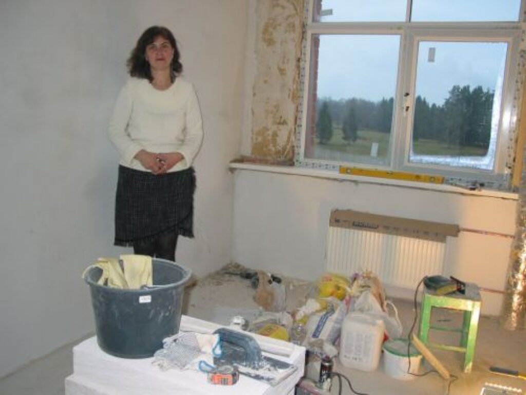 Valkas pilsētas Sociālās aprūpes nama direktores vietas izpildītāja Baiba Ozola uzskata, ka topošajos sociālajos dzīvokļos  dzīves apstākļi būs gana labi.
Autors: Inga Karpova