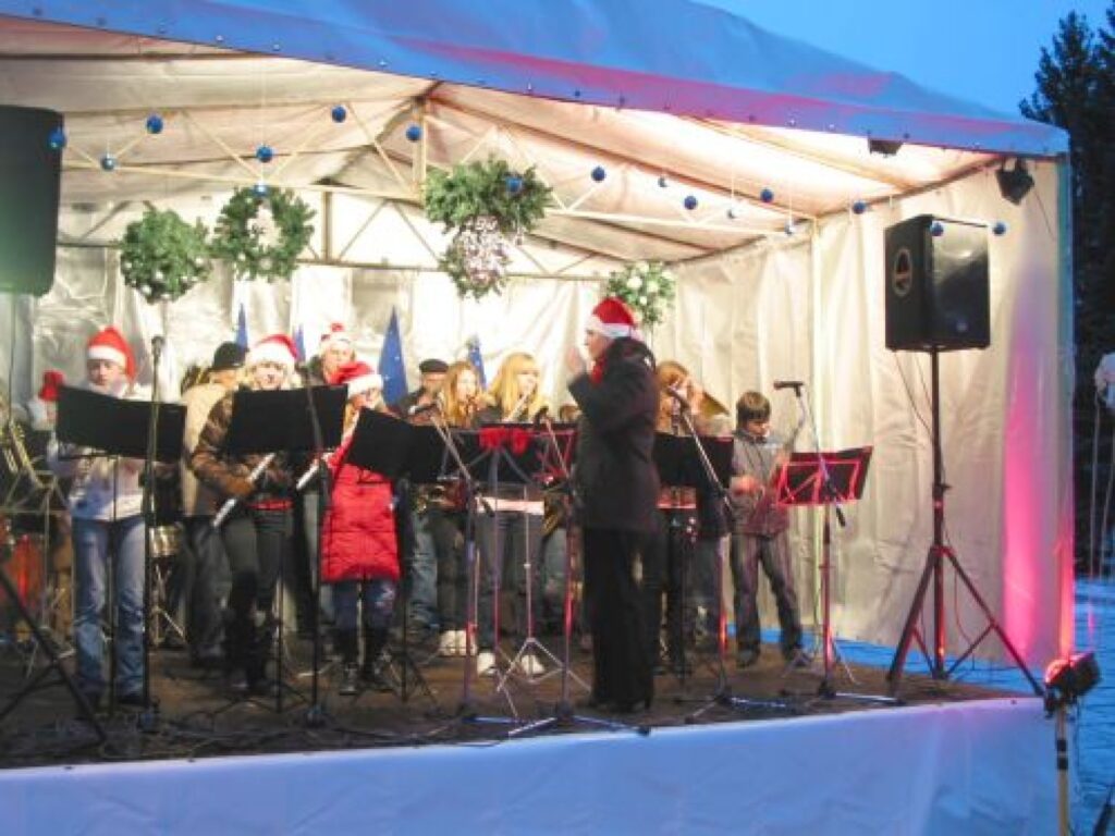 Strenču pūtēju orķestris Leldes Bitītes vadībā itin nopietni gatavojas Dziesmu svētku Dižkoncertam Rīgā nākamvasar.
Autors: Aldis Dubļāns