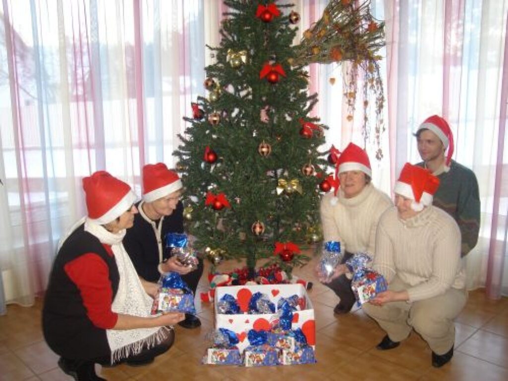 Rūķi savus darbus dara laicīgi, tāpēc jau iepriekš rūpīgi bija sarūpētas svētku dāvanas. 
Autors: Santa Sinka