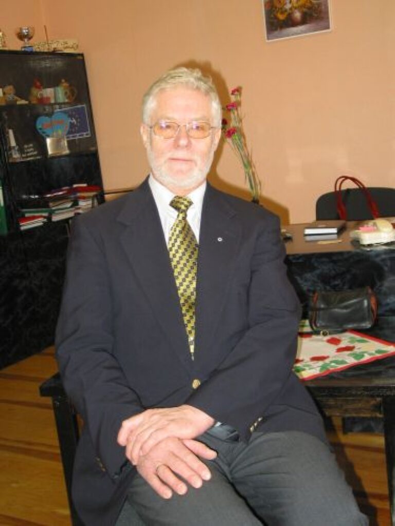 Olafs Brūvers uzskata, ka apmēram pēc 10 gadiem Latvijā varu pārņems cita paaudze, kurai tiesu “ķēķu” nebūs.
Autors: Aivars Zilbers