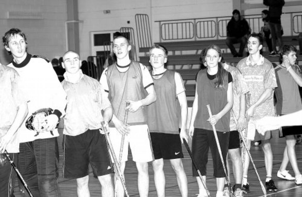 Pašlaik itin cerīga situācija florbola čempionātā ir Valkas ģimnāzijas sportistiem. Pagaidām tikai uzvaras.
Autors: Aldis Dubļāns