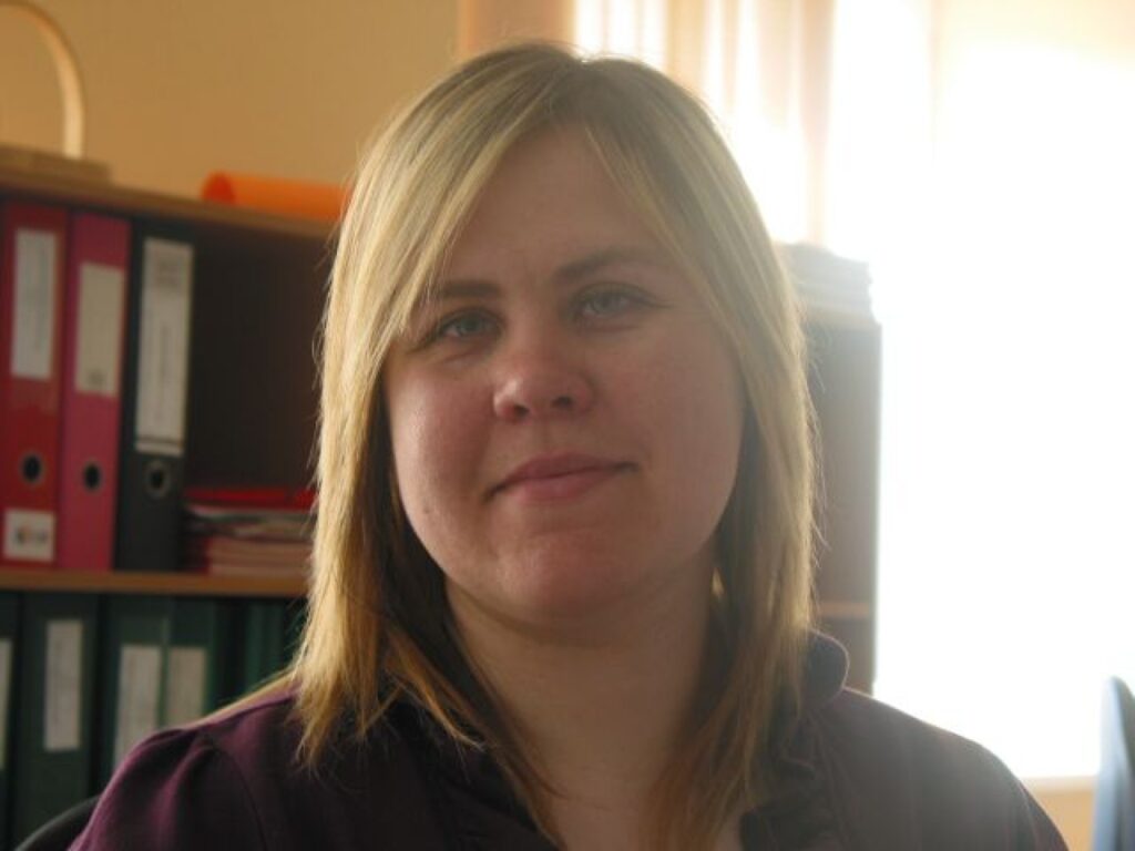 Nodarbinātības valsts aģentūras Valkas filiāles vadītājas vietniece Linda Ščerbane aicina darba devējus, skolēnus un bezdarbniekus sekot līdzi jaunākajai informācijai par iespējām darboties.
Autors: Inga Karpova