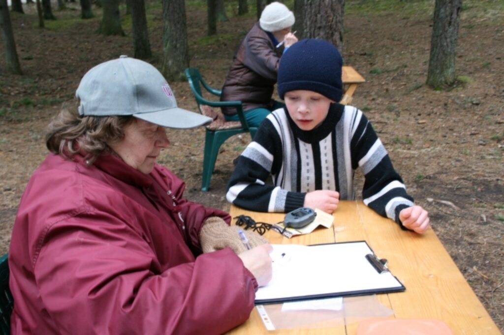 Deniss Ņekļudovs uzsāka skriet pērn un viņam iepatikās. Šoreiz puisis distanci veica piecarpus minūtēs. F
Autors: Aldis Dubļāns