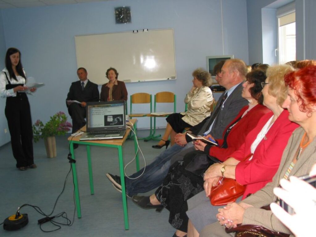 Konkursa noslēguma pasākumā dalībnieki uzzināja jaunu un interesantu informāciju par dzejnieci Velgu Krili
Autors: Aivars Zilbers