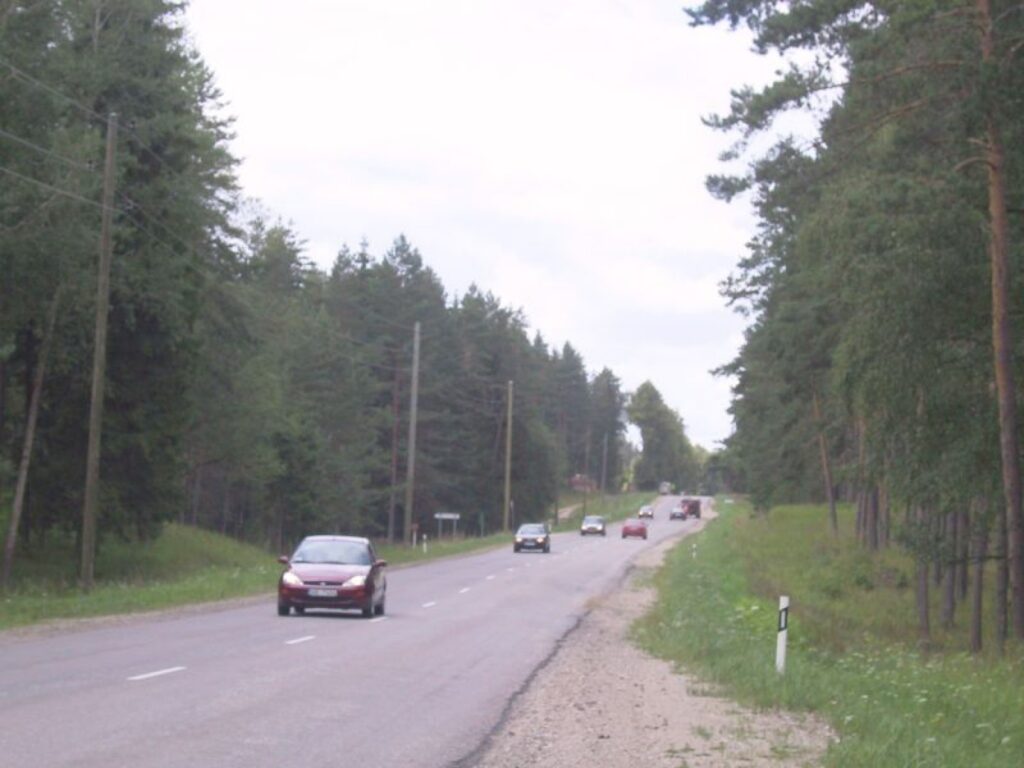 Cīņā ar ātruma pārkāpējiem Latvijā ir uzstādīti četri pārvietojamie fotoradari
Autors: Santa Sinka