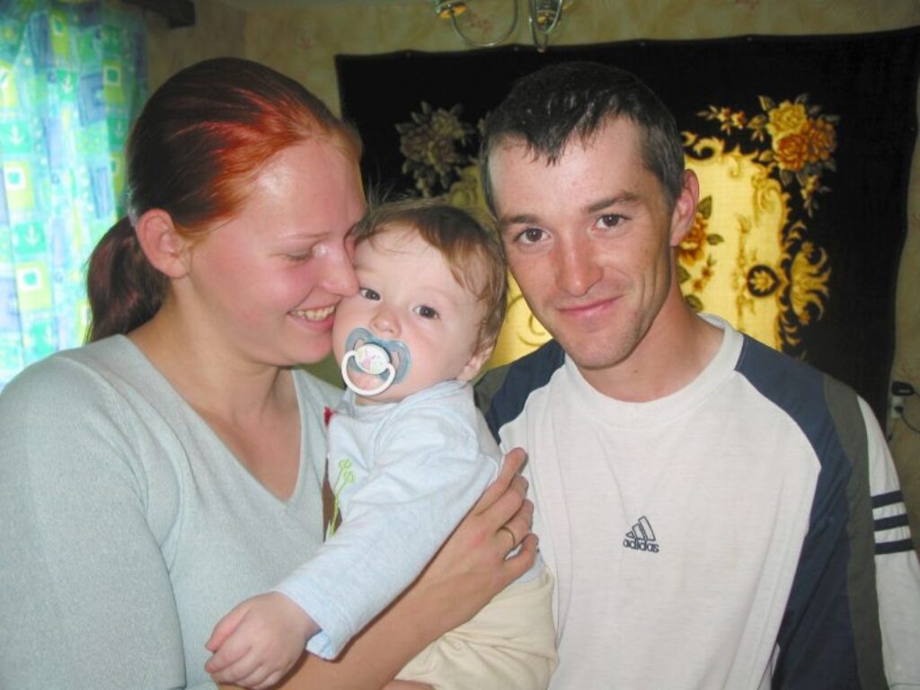 Bijusī Ērģemes bērnu nama audzēkne Ērika Štefura kopā ar vīru Ivanu mīlestībā un saticībā audzina deviņus mēnešus veco dēliņu Reini.
Autors: Ingūna Johansone