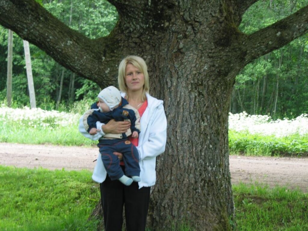 Ingūna Breidaka uzskata, ka lauku darbus māte viņā ielikusi jau bērnībā.
Autors: Aivars Zilbers