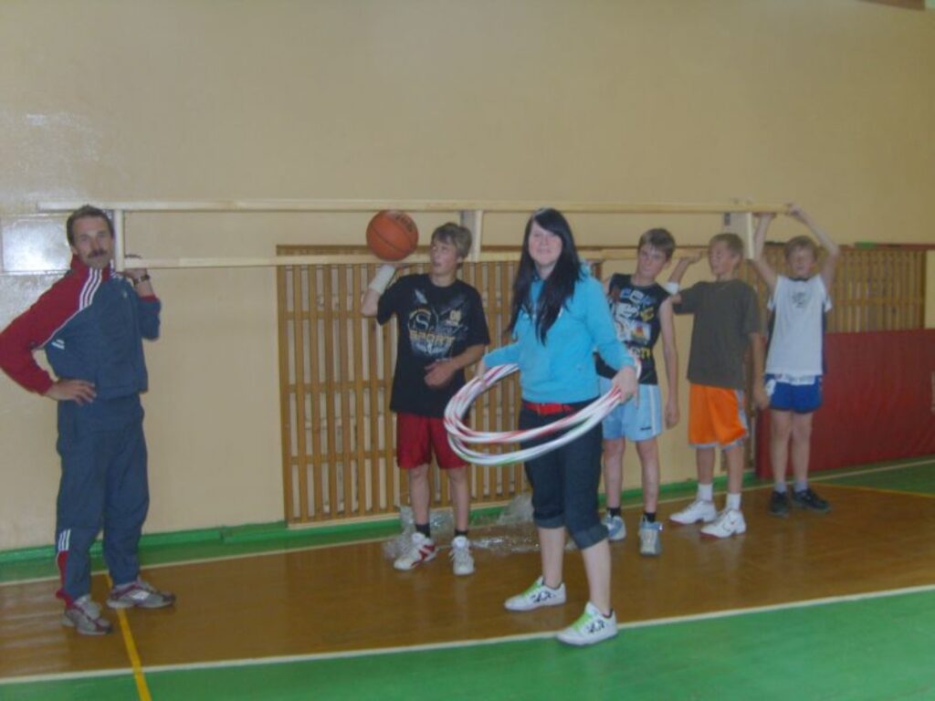 Pēc veiksmīgi uzrakstīta projekta Grundzāles pamatskolā iegādāts jauns sporta inventārs sešu tūkstošu latu apmērā. 
Autors: Valda Elstiņa