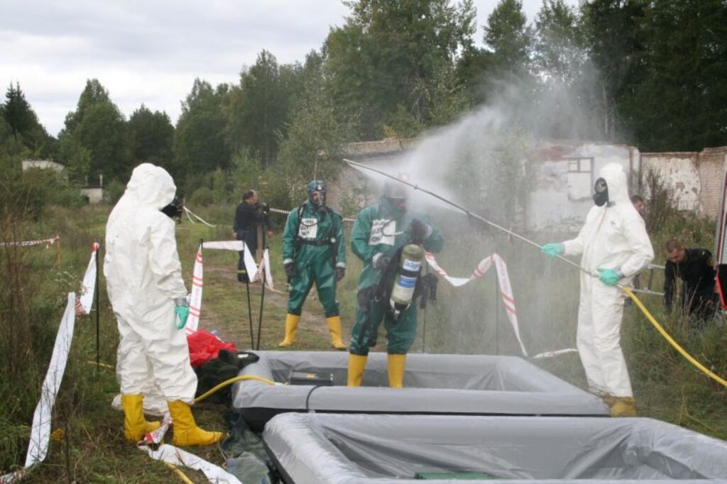 Valkā notikušajās starptautiskajās ugunsdzēsēju mācībās daudzu uzmanību piesaistīja Tartu ātrās reaģēšanas brigādes jaunā aprīkojuma demonstrēšana.
Autors: Aivars Zilbers