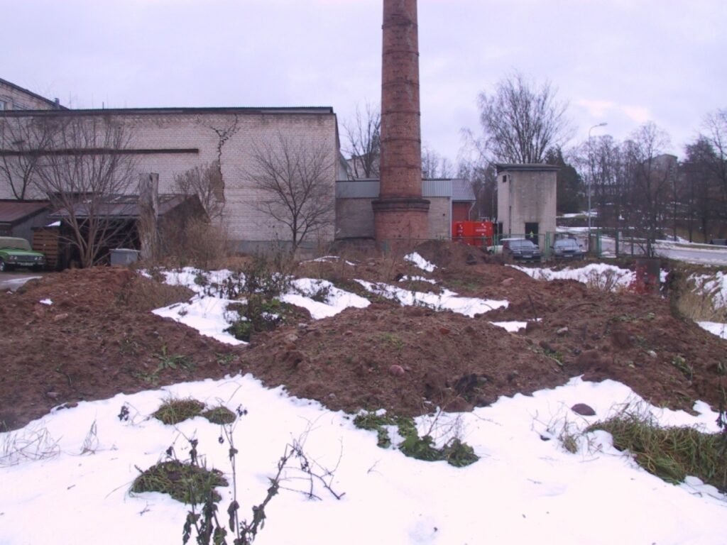 “Gribēju saskatīt skaistu ainavu, bet nesapratu, vai uz pareizo zemes gabalu skatos,” raksta kāda avīzes lasītāja par uzņēmuma “ĢL” ieceri atvērt auto placi Krāsotāju ielā.
Autors: Sandra Pētersone
