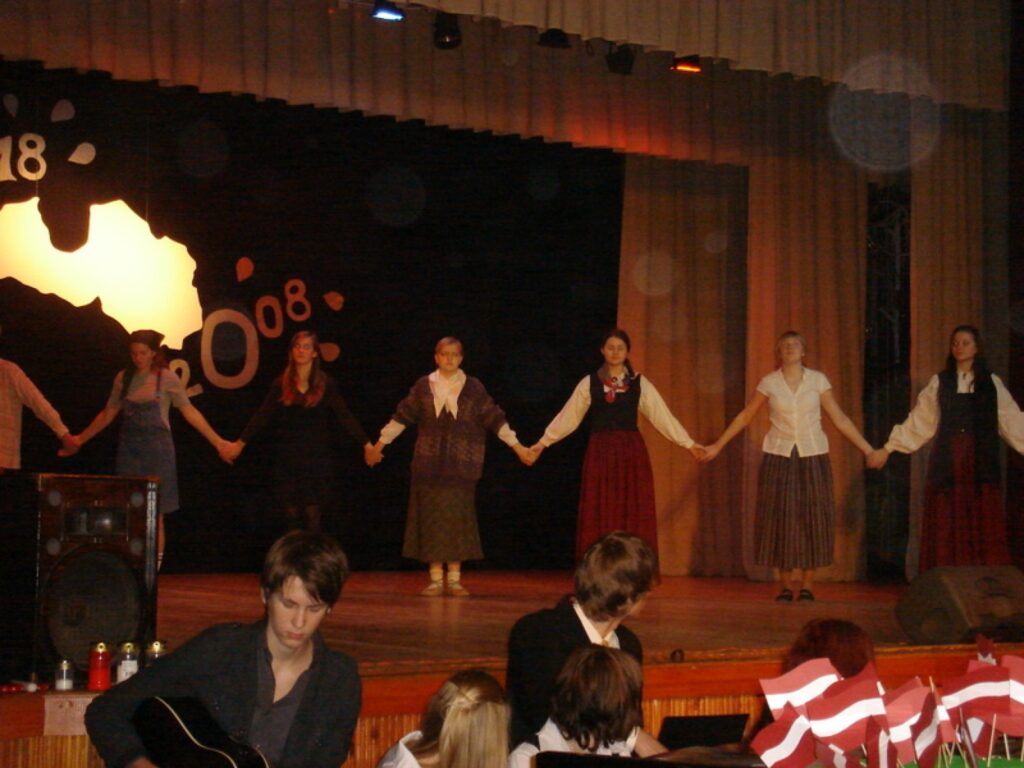 Sveiciens Latvijas 90. dzimšanas dienā!
Autors: Santa Sinka