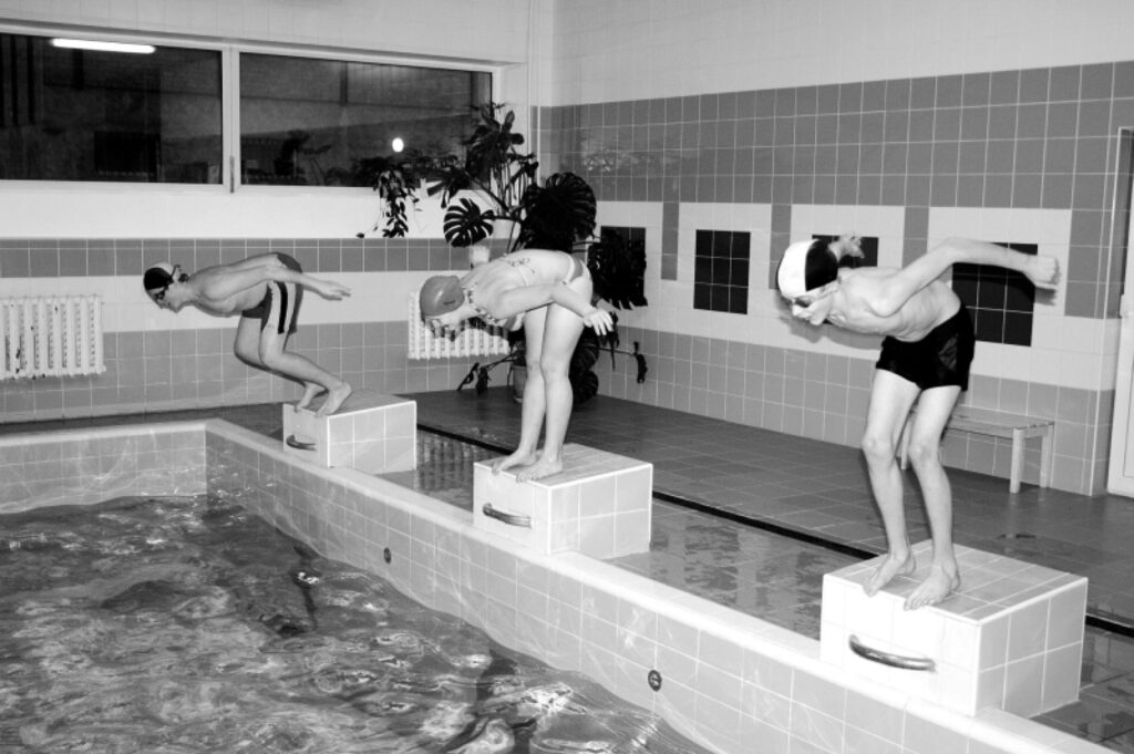 Otrdienās jaunajiem Valkas volejbolistiem ir iespēja bez maksas izmantot peldbaseinu Valgā. 
Autors: Aldis Dubļāns