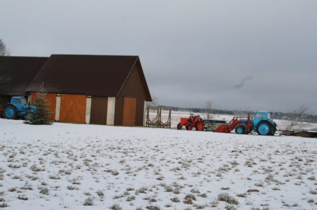 Pirms gadu mijas pār lauku saimniecībām nolaidies ziemas miers, bet lauksaimniekiem prāts par nākamo gadu ir gluži nemierīgs.
Autors: Aivars Zilbers