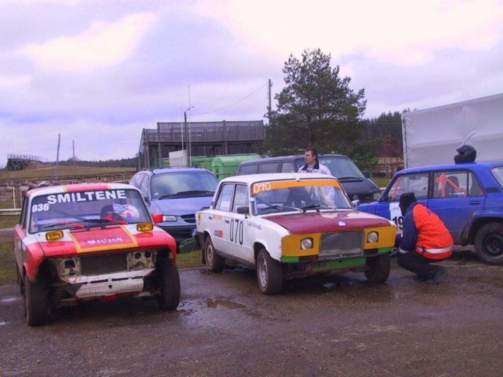 Rīt, 24. janvārī žigulīši tusēs Smiltenē. “Vaztuss” ceturtajā posmā piedalīsies arī mājinieki.
Autors: Santa Sinka