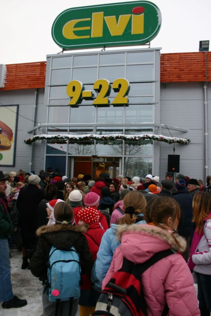 “Elvi” atklāšanas dienā
Autors: Aldis Dubļāns