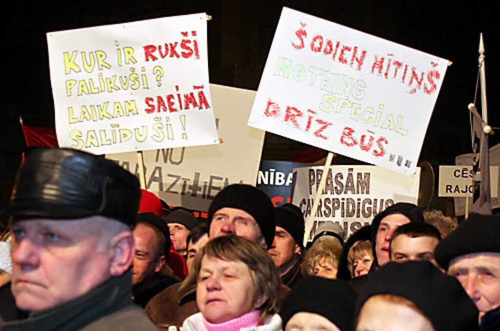  Otrdien Doma laukumā notikušais mītiņš bija viena no plašākajām tautas protesta akcijām kopš Latvijas neatkarības atjaunošanas  1991. gadā.
Autors: Agris Samcovs