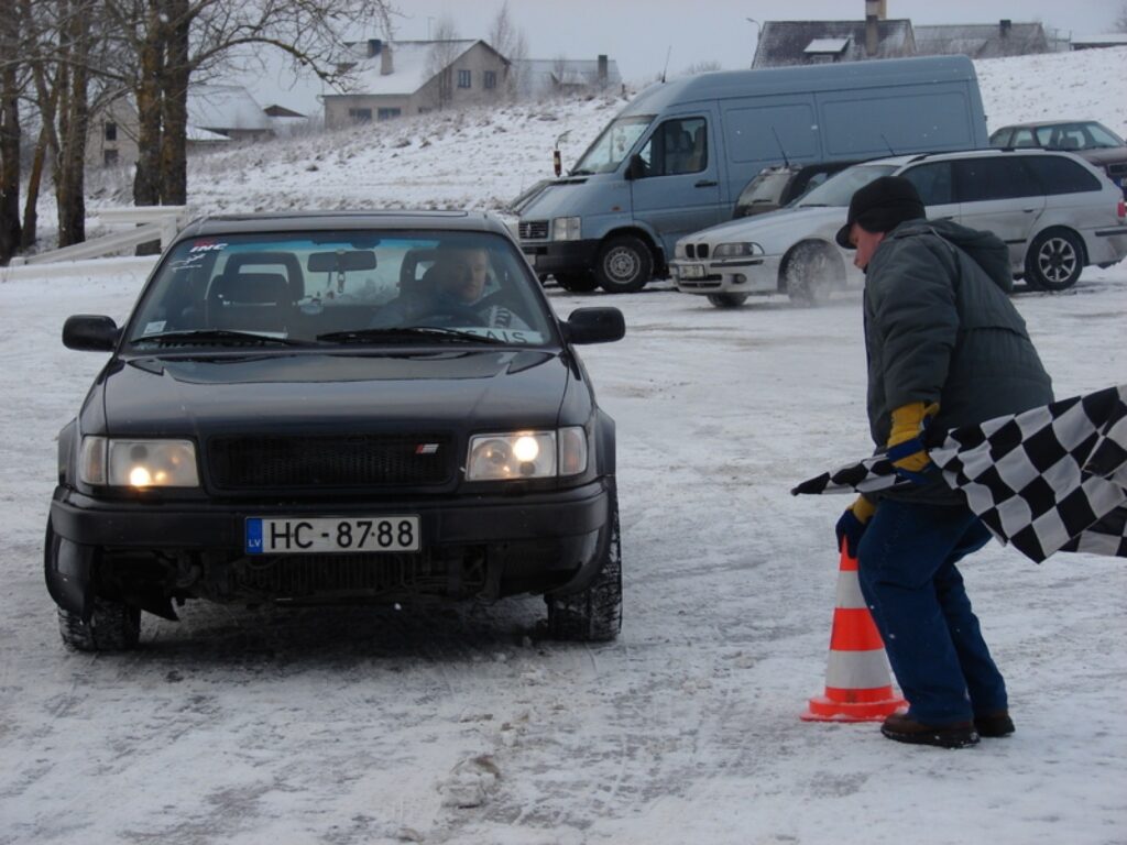 Vairis Tralla arī šodien aicina uz 