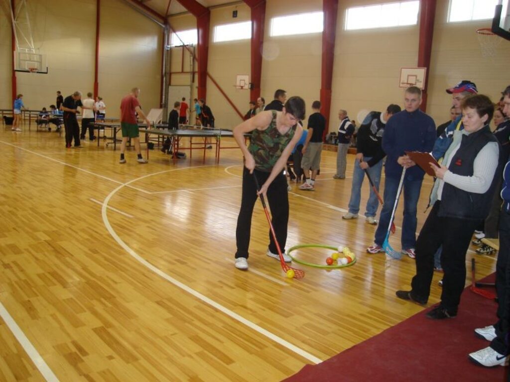 Trikātas pagastā ar kredīta palīdzību uzcelta moderna sporta halle. Pašvaldības vadība domā, ka turpmāk gan ne visu iecerēto varēšot izdarīt.
Autors: Santa Sinka