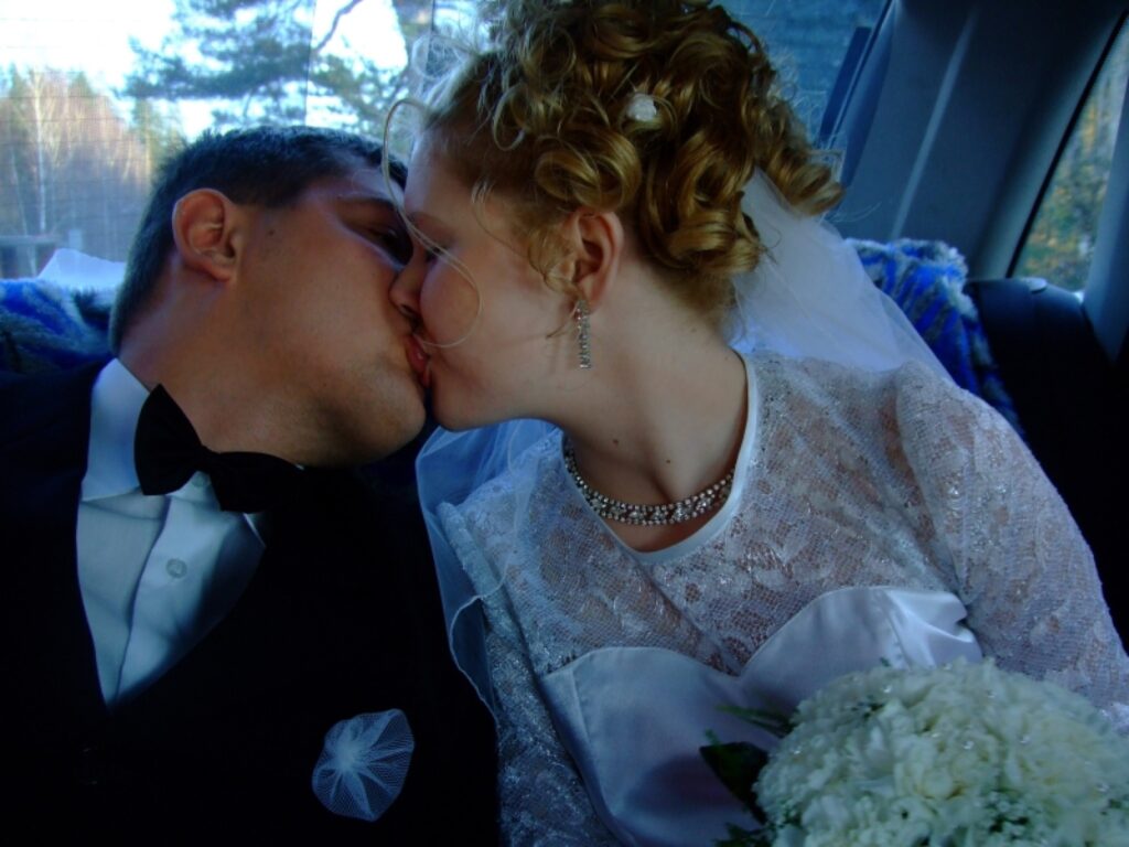  Īsto cilvēku priekšā pateiks sirds. Par to Brikmaņi bija pārliecināti jau pirms kāzu dienas. 
Autors: No personīgā arhīva