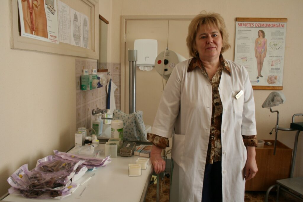 Ginekoloģe Vija Batalauska aicina sievietes izmantot iespēju bez maksas veikt veselības pārbaudi.
Autors: Inga Karpova