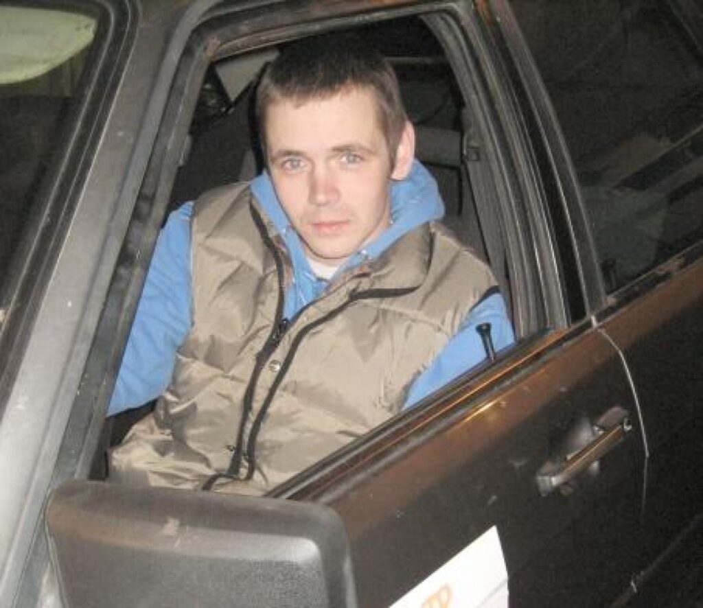 Valcēnietis Māris Zālītis līdz šim autobraucēju aprindās nebija zināms. Redakcijā šoziem atskanēja vairāki tālruņa zvani ar jautājumu - kas tas tāds? Nu vairs neprasa. 
Autors: No personīgā arhīva