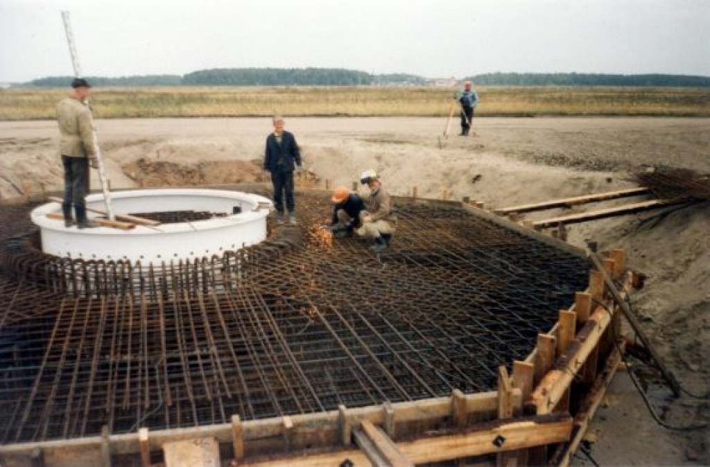 Top vēja ģeneratoru pamati Ainažos.
Autors: Guntis Gāle