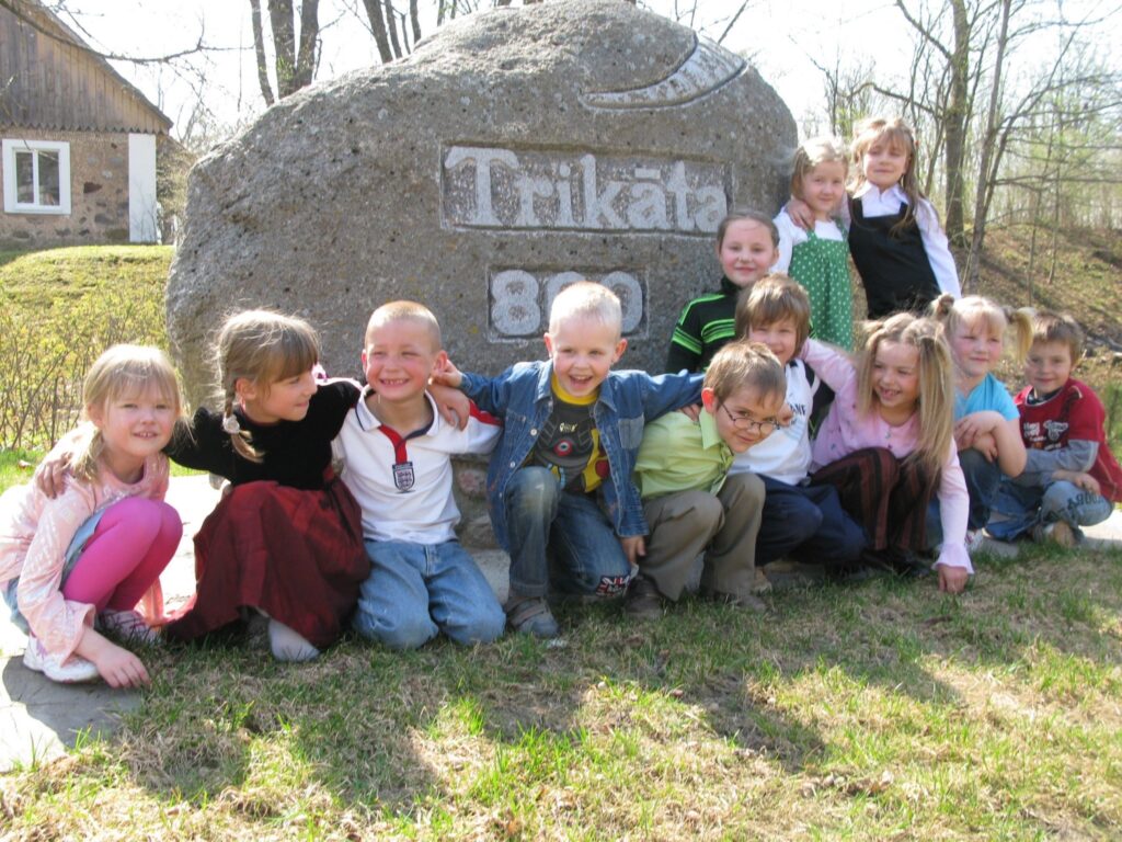 Kāda būs Trikātas nākotne? Mazie par to vēl nedomā, taču itin drīz viņi paši ievēlēs nākamos deputātus.
Autors: Sarmīte Ozola