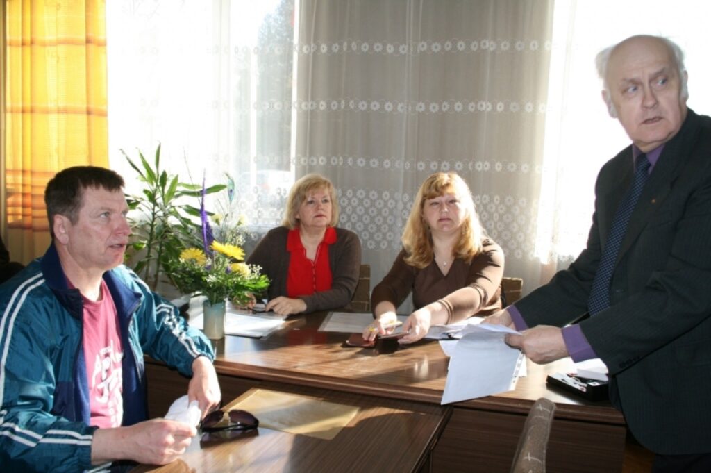 Vakar Valkas novada vēlēšanu komisija apvienības “TB/LNNK” sarakstu iesniedza pilnvarotā persona Gundars Avotiņš.
Autors: Inga Karpova