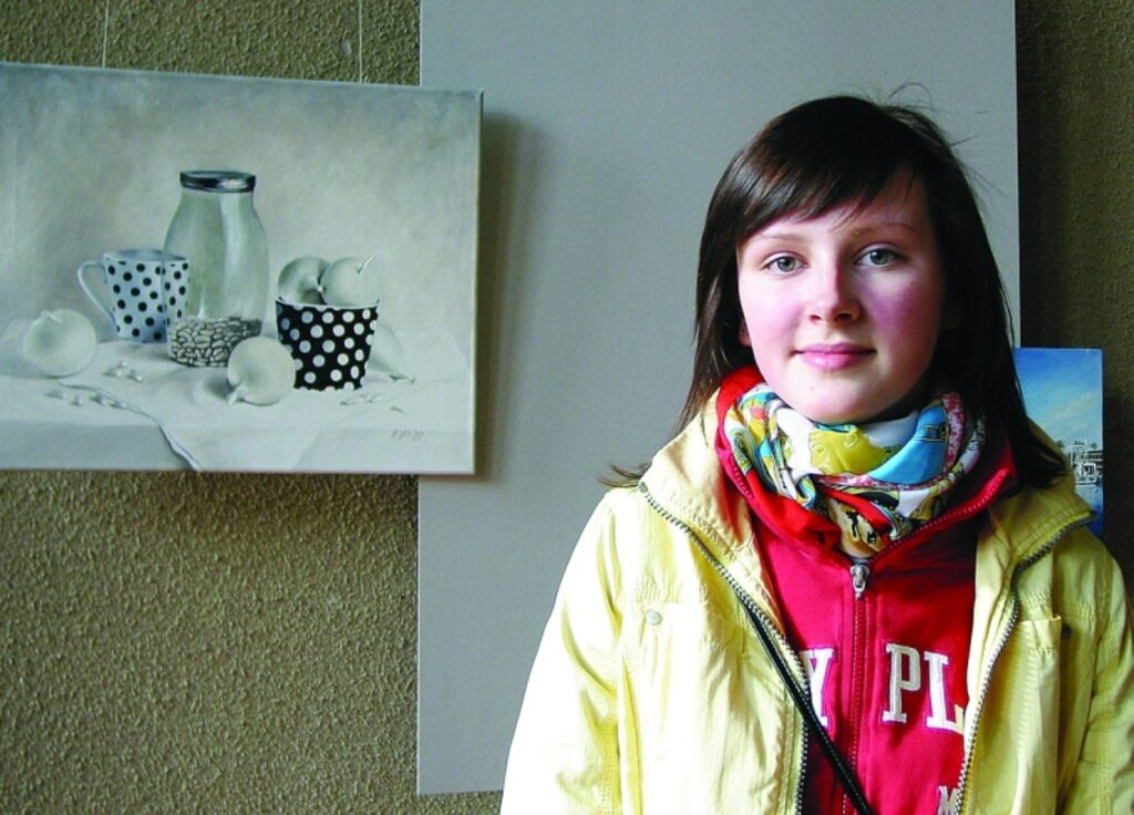 Jaunā māksliniece Ieva Kampe šogad Mākslas dienās sarīkoja savu pirmo personālizstādi.
Autors: Aldis Dubļāns