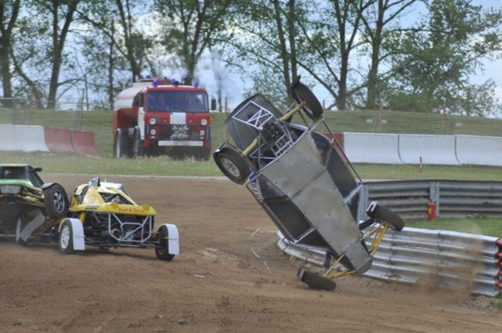 Autors:  Romualds Vambuts www.eSports.lv