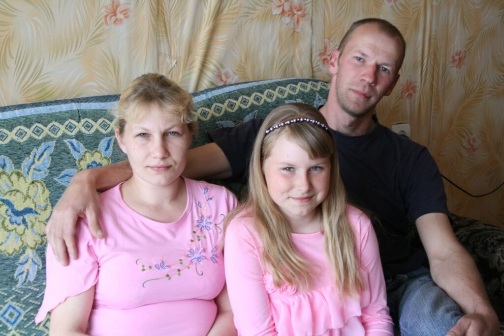 Četru bērnu māmiņai Lindai Zutei neesot iemesla sūdzēties par dzīvi, jo viņai bērni ir skaisti, mīļi un veseli.
Autors: Inga Karpova