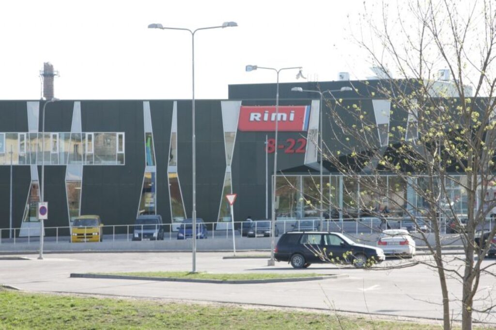 Šomēness pie pašas Latvijas – Igaunijas robežas atvērās lielveikals “Rimi”.
Autors: Aldis Dubļāns