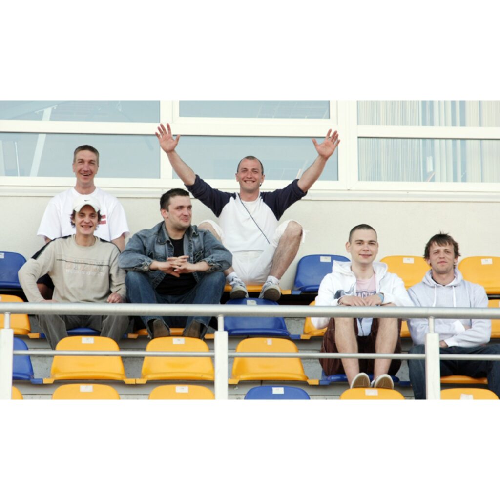 Valkas pilsētas stadionā, 3. maijā, savu pirmo spēli 2009.gada Latvijas 2. līgas čempionātā futbolā aizvadījuši FK “Valka” futbolisti. 
Autors: Aldis Dubļāns