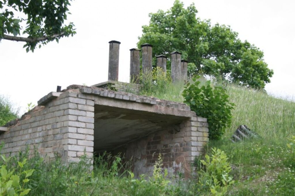 Bunkuri ir slēgti, taču nepieciešamības gadījumā interesentiem tos var atvērt.
Autors: Aldis Dubļāns