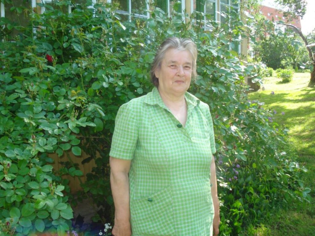 Biteniece Ilga Dāme uzskata, ka kārtīgam biteniekam par bitēm ir jāzina pilnīgi viss. Viņa par Valkas rajona biškopības agronomi nostrādāja 30 gadus. 
Autors: Baiba Šķērīte