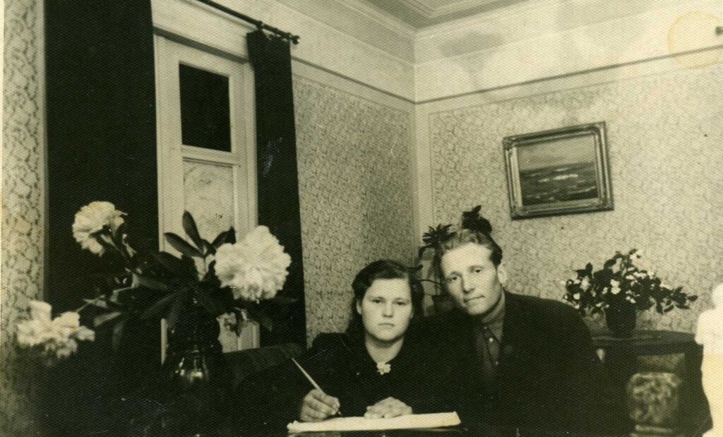 Kad Jānis atnāca no armijas viņi ar Genovefu nolēma slepus sarakstīties. 
Autors: No personīgā arhīva