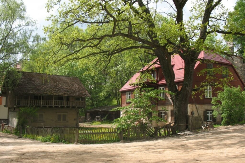 Aluksniesiem.lv raksta attēla aizvietotājs