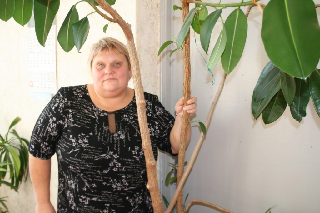 Plāņu tautas nama vadītāja Sarmīte Caune kopā ar pagasta bērniem iecerējusi iestudēt lugu “Pauks un Šmauks”. 
Autors: Ingūna Johansone