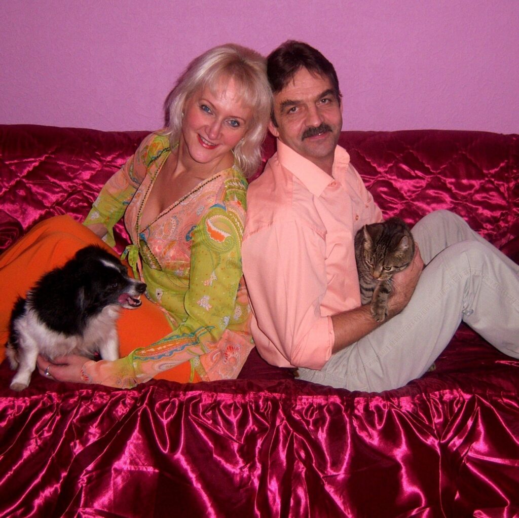 Dzīvesdraugs Guntis Līgai ir stiprs atbalsts ikdienā. Ja gadās pārnākt vēlāk mājās, virtuvē jau gaida Gunta pagatavotās vakariņas. 
Autors: No personīgā arhīva