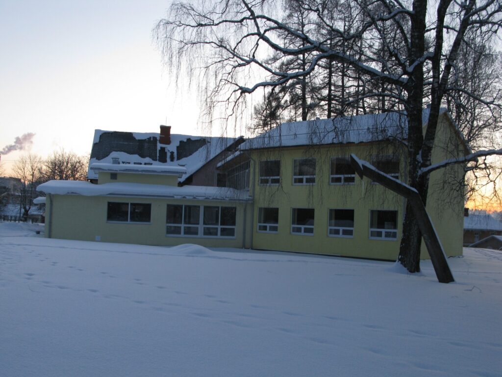 Smiltenes Centra vidusskolā īsteno iespaidīgu projektu, kura mērķis ir skolu pielāgot cilvēkiem ar funkcionāliem traucējumiem. Lielākais izbūvējamais projekts ir ēdināšanas daļa.
Autors: Santa Sinka