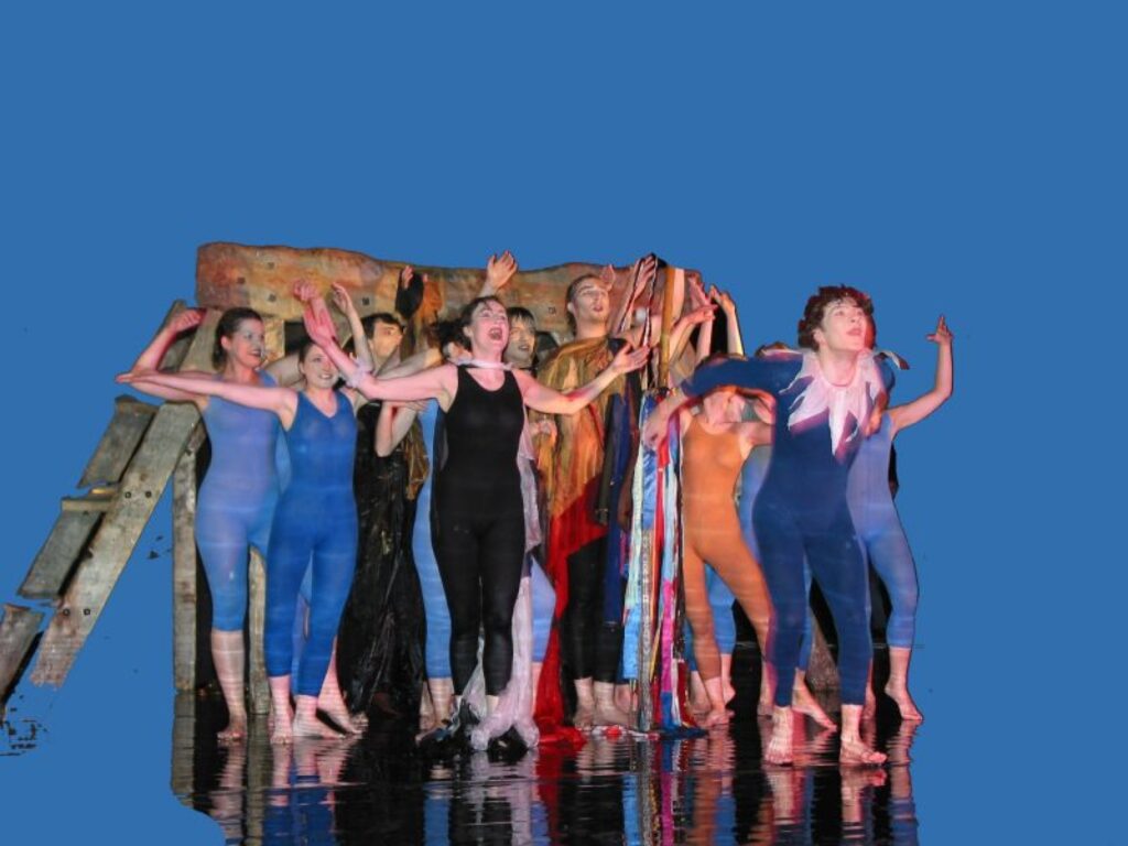 Starptautiskajā teātra dienā vairāku teātru aktieri un režisori atrādīs savus jaunākos darbus.
Autors: Aldis Dubļāns