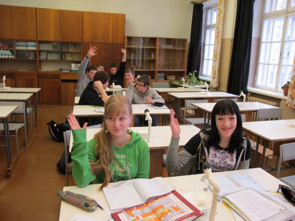 Strenču novada vidusskolas Sedas filiāles 9. klases skolēni ir par to, lai vidējo izglītību varētu iegūt savā skolā.
Autors: Ingūna Johansone