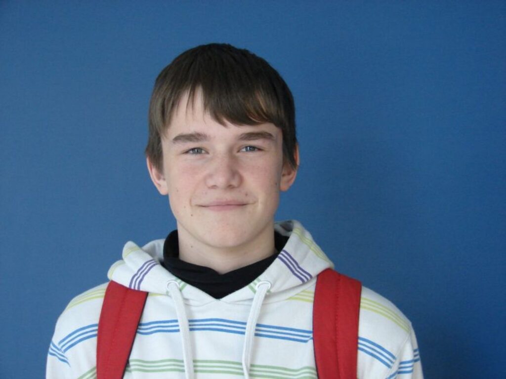 Futbols pusaudzim ir asinīs, tāpēc šim sporta veidam viņš pieiet nopietni.
Autors: Santa Sinka