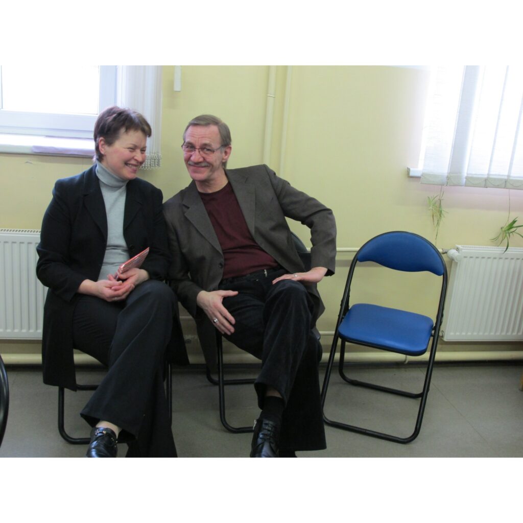 Šodien Valkas ģimnāzijā valdīja neierasts klusums. Tā iemesls bija notiekošais tradicionālais radošais konkurss “Erudīts”. Šoreiz tas nebija veltīts mācību priekšmetiem, bet gan skolas gaidāmajai 90. gadu jubilejai, kuru svinēs rudens...
Autors: Inga Karpova