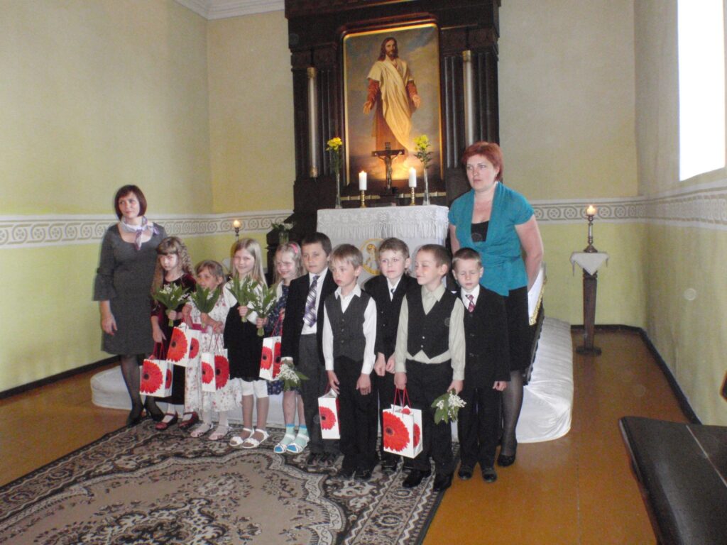 Bērnudārza “Gaismiņa” vadītāja Indra Jākobsone (no kreisās) un audzinātāja Ilva Kazaka arī nākamajā mācību gadā gaida jaunus audzēkņus. 
Autors: No personīgā arhīva