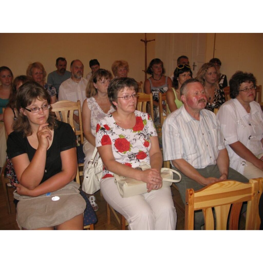 Šodien Smiltenes novada dome sarīkoja svinīgo pieņemšanu X Latvijas skolu jaunatnes dziesmu un deju svētku Smiltenes novada kolektīvu vadītājiem, koncertmeistariem un novada svētku organizēšanas komitejai, pateicoties par viņu ieguldījumu...
Autors: Sandra Pētersone