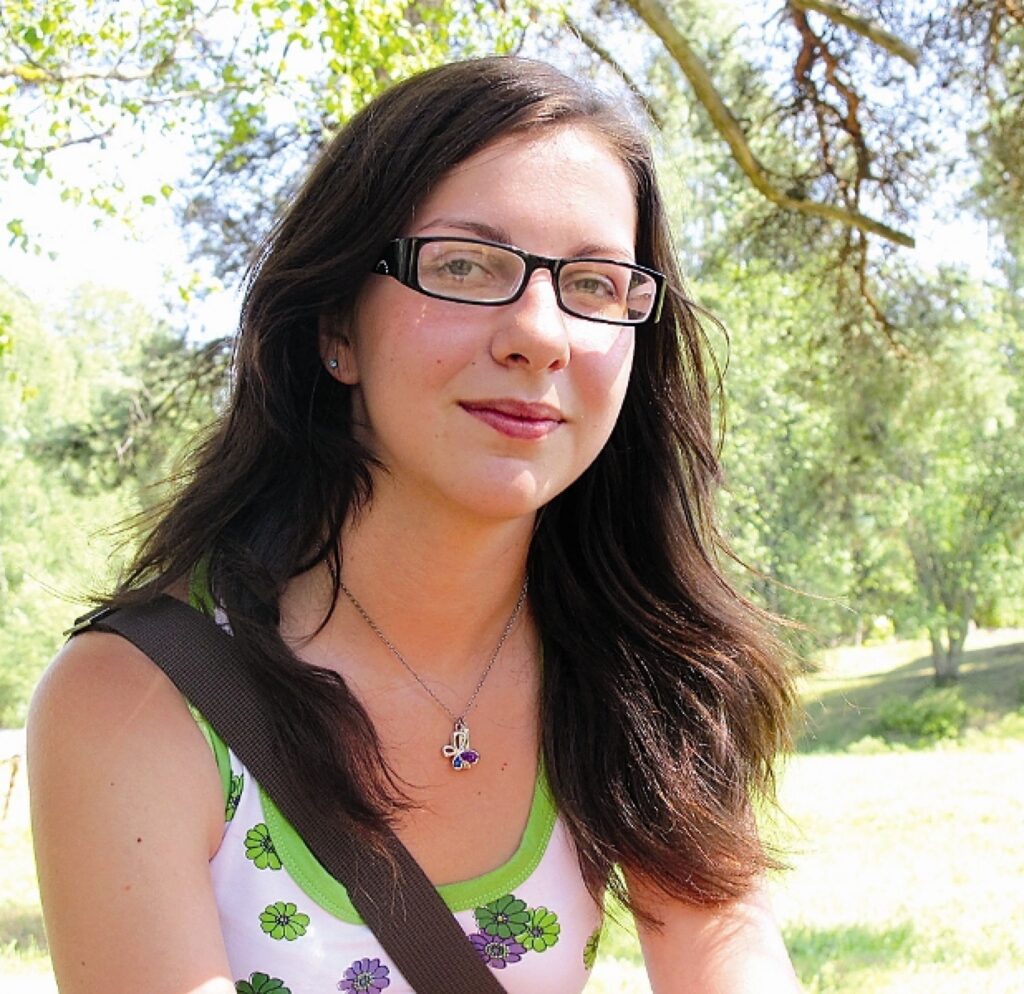 Anna ar nepacietību gaida Sorosa fonda finansēto žurnālistu vasaras skolu.  
Autors: Aldis Dubļāns