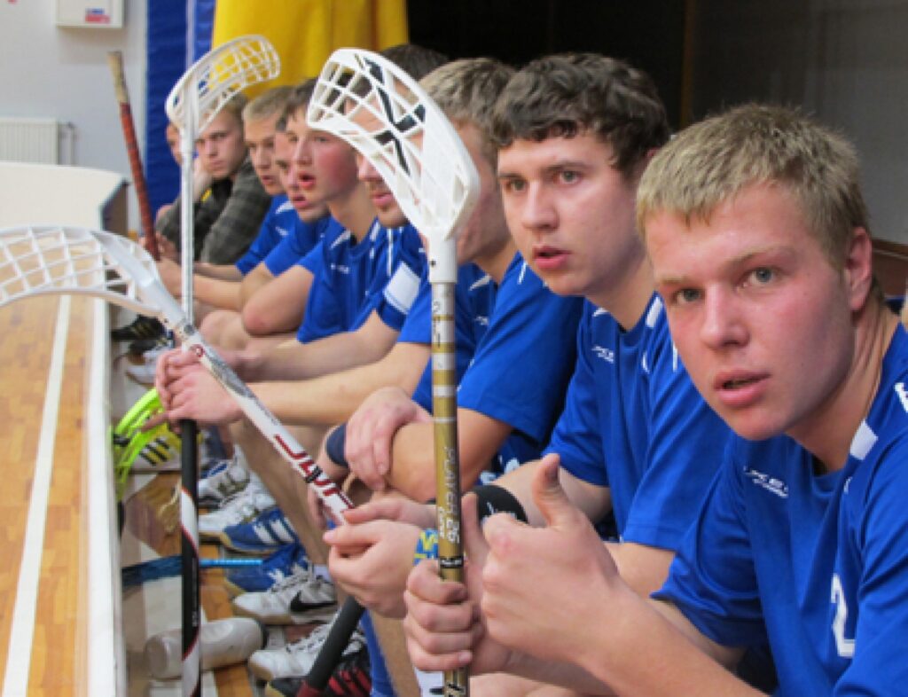 Iepriekšējā izbraukuma spēlē Matīšos pret FK “Burtnieku novads” trīs rezultativitātes punktus ieguva Eduards Vjazovs (no labās).
Autors: Aldis Dubļāns